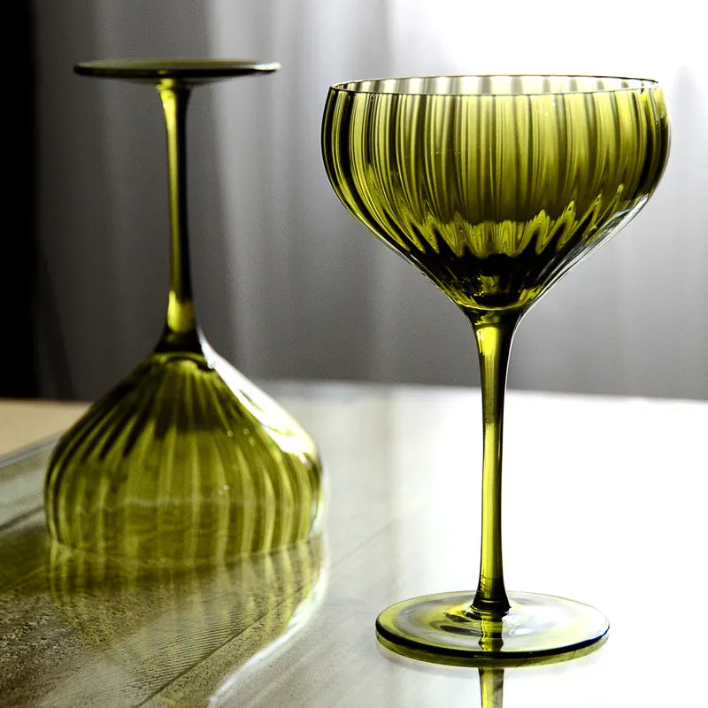 4/2/1 piezas Copa de vino tinto creativa medieval francesa, copa de cóctel margarita soplada a mano, vaso con bordes densos, diseño de flor vintage en floración