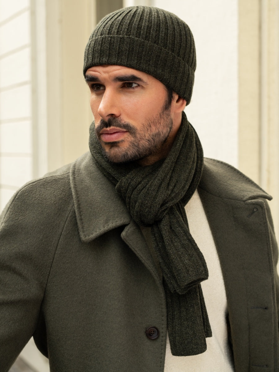 Milano (verde oscuro) - Gorro de canalé 100% cachemira italiana (unisex)