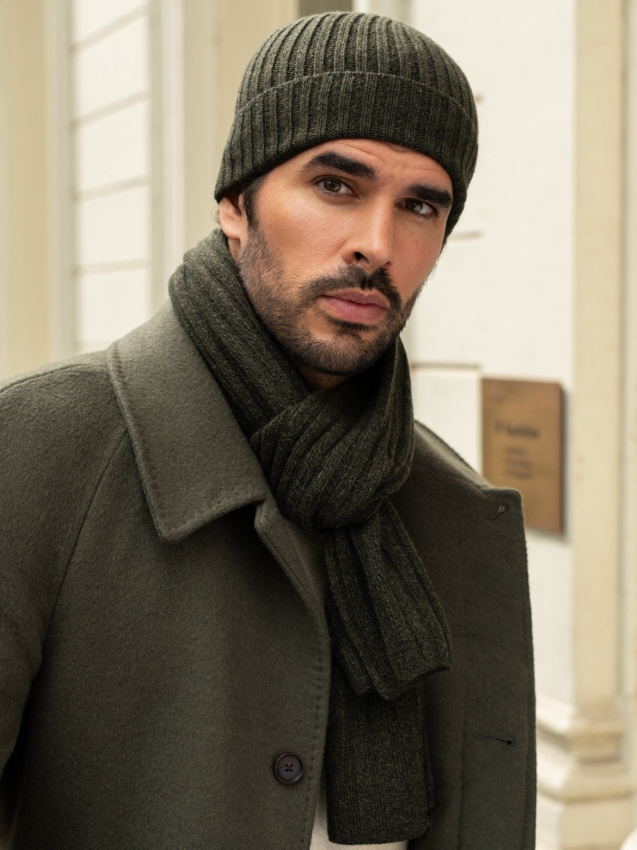 Milano (verde oscuro) - Gorro de canalé 100% cachemira italiana (unisex)