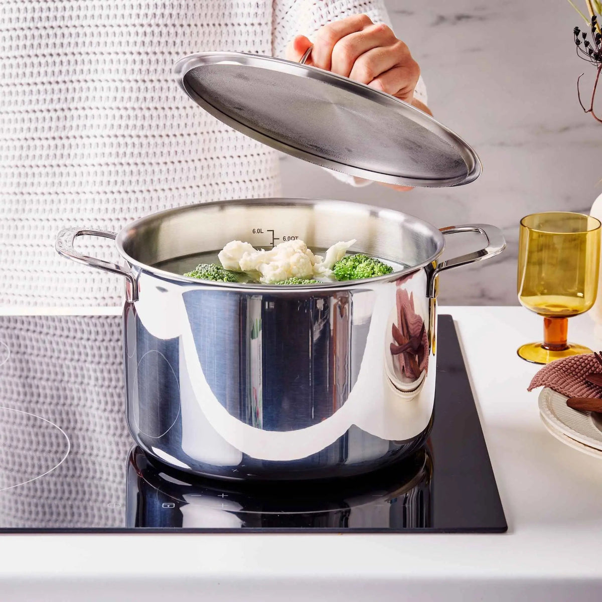 Olla de acero inoxidable de 5 capas con tapa, 6.6 litros